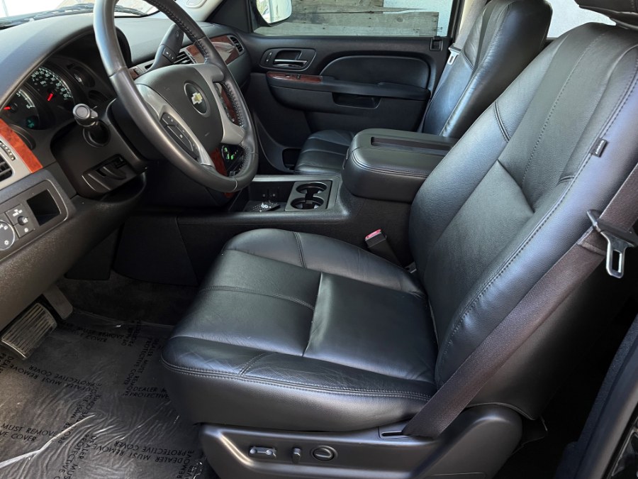 2013 Chevrolet Tahoe 2WD 4dr 1500 LT, available for sale in Corona, California | Green Light Auto. Corona, California 2013 Chevrolet Tahoe 2WD 4dr 1500 LT, available for sale in Corona, California | Green Light Auto. Corona, California