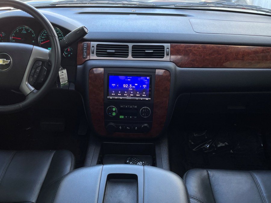 2013 Chevrolet Tahoe 2WD 4dr 1500 LT, available for sale in Corona, California | Green Light Auto. Corona, California 2013 Chevrolet Tahoe 2WD 4dr 1500 LT, available for sale in Corona, California | Green Light Auto. Corona, California