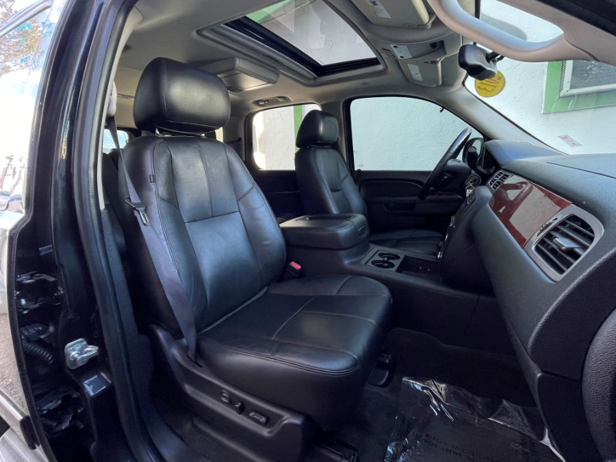 2013 Chevrolet Tahoe 2WD 4dr 1500 LT, available for sale in Corona, California | Green Light Auto. Corona, California 2013 Chevrolet Tahoe 2WD 4dr 1500 LT, available for sale in Corona, California | Green Light Auto. Corona, California