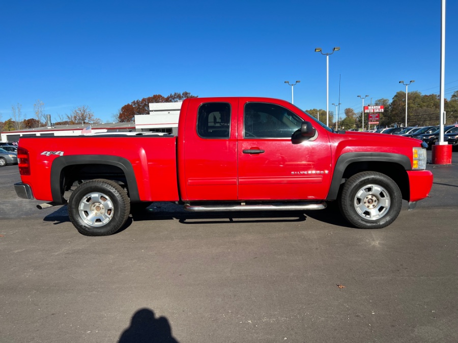 Used Chevrolet Silverado 1500 4WD Ext Cab 143.5" LT 2009 | Marsh Auto Sales LLC. Ortonville, Michigan Used Chevrolet Silverado 1500 4WD Ext Cab 143.5" LT 2009 | Marsh Auto Sales LLC. Ortonville, Michigan
