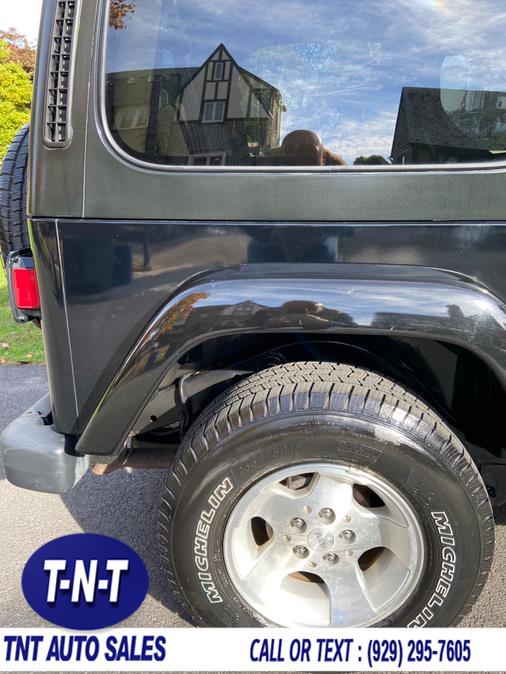 2000 Jeep Wrangler 2dr Sahara, available for sale in Bronx, New York | TNT Auto Sales USA inc. Bronx, New York 2000 Jeep Wrangler 2dr Sahara, available for sale in Bronx, New York | TNT Auto Sales USA inc. Bronx, New York
