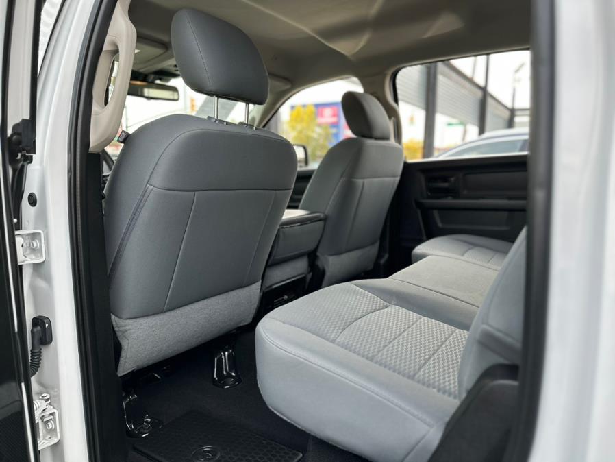 2019 Ram 1500 Classic Express 4x4 Crew Cab 5''7" Box, available for sale in Hollis, New York | Jamaica 26 Motors. Hollis, New York 2019 Ram 1500 Classic Express 4x4 Crew Cab 5''7" Box, available for sale in Hollis, New York | Jamaica 26 Motors. Hollis, New York