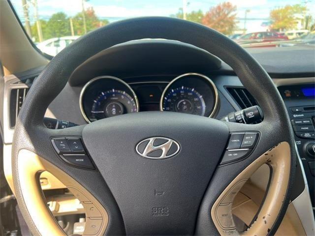 2013 Hyundai Sonata GLS, available for sale in Stratford, Connecticut | Wiz Leasing Inc. Stratford, Connecticut 2013 Hyundai Sonata GLS, available for sale in Stratford, Connecticut | Wiz Leasing Inc. Stratford, Connecticut