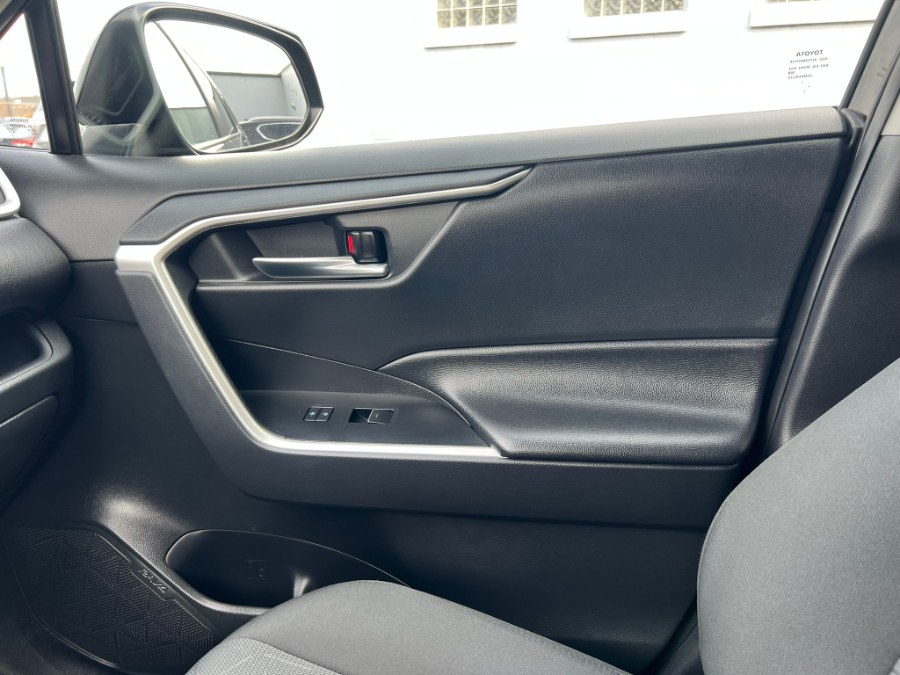 Used Toyota RAV4 XLE FWD (Natl) 2022 | Inman Motors Sales. Medford, Massachusetts Used Toyota RAV4 XLE FWD (Natl) 2022 | Inman Motors Sales. Medford, Massachusetts