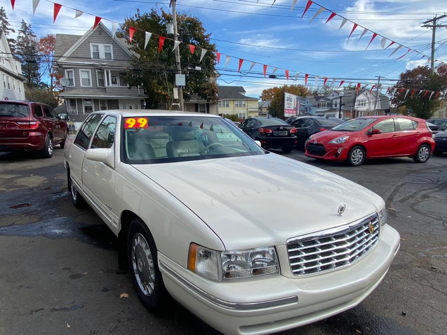Used Cadillac DeVille 4dr Sdn Golden Anniversary Edition 1999 | CT Auto. Bridgeport, Connecticut Used Cadillac DeVille 4dr Sdn Golden Anniversary Edition 1999 | CT Auto. Bridgeport, Connecticut
