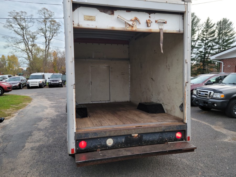 Used GMC Savana Savana 2005 | Toro Auto. East Windsor, Connecticut Used GMC Savana Savana 2005 | Toro Auto. East Windsor, Connecticut