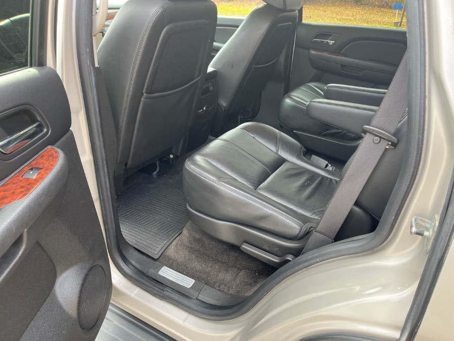 2008 Chevrolet Tahoe 4WD 4dr 1500 LTZ, available for sale in Norwich, Connecticut | MACARA Vehicle Services, Inc. Norwich, Connecticut 2008 Chevrolet Tahoe 4WD 4dr 1500 LTZ, available for sale in Norwich, Connecticut | MACARA Vehicle Services, Inc. Norwich, Connecticut