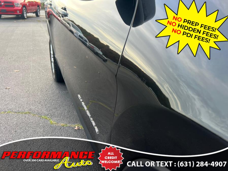 2015 Jeep Cherokee 4WD 4dr Latitude, available for sale in Bohemia, New York | Performance Auto Inc. Bohemia, New York 2015 Jeep Cherokee 4WD 4dr Latitude, available for sale in Bohemia, New York | Performance Auto Inc. Bohemia, New York