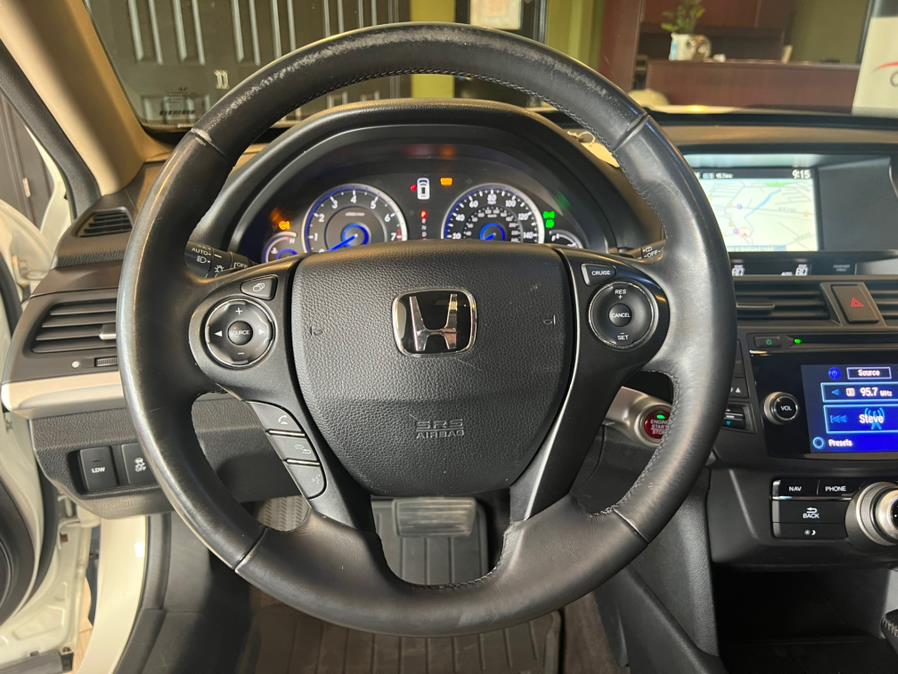 Used Honda Crosstour 4WD V6 5dr EX-L w/Navi 2014 | AutoMax. West Hartford, Connecticut Used Honda Crosstour 4WD V6 5dr EX-L w/Navi 2014 | AutoMax. West Hartford, Connecticut