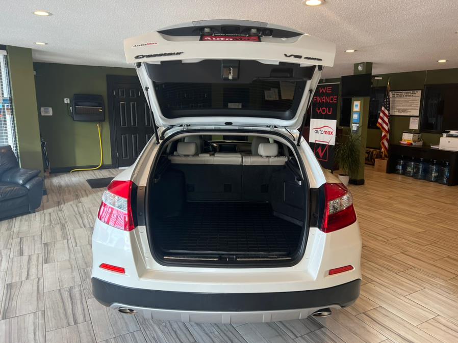 Used Honda Crosstour 4WD V6 5dr EX-L w/Navi 2014 | AutoMax. West Hartford, Connecticut Used Honda Crosstour 4WD V6 5dr EX-L w/Navi 2014 | AutoMax. West Hartford, Connecticut