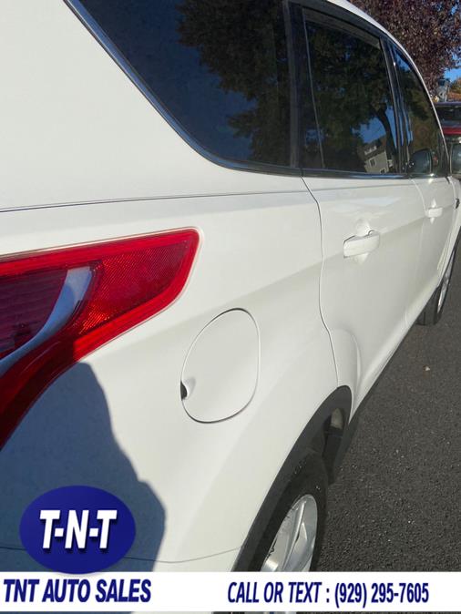2013 Ford Escape 4WD 4dr SE, available for sale in Bronx, New York | TNT Auto Sales USA inc. Bronx, New York 2013 Ford Escape 4WD 4dr SE, available for sale in Bronx, New York | TNT Auto Sales USA inc. Bronx, New York