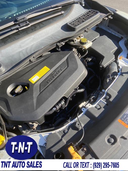 2013 Ford Escape 4WD 4dr SE, available for sale in Bronx, New York | TNT Auto Sales USA inc. Bronx, New York 2013 Ford Escape 4WD 4dr SE, available for sale in Bronx, New York | TNT Auto Sales USA inc. Bronx, New York