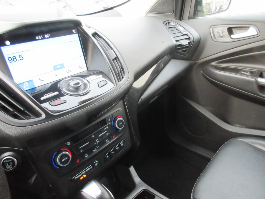 Used Ford Escape Titanium 4WD 2019 | Route 27 Auto Mall. Linden, New Jersey Used Ford Escape Titanium 4WD 2019 | Route 27 Auto Mall. Linden, New Jersey