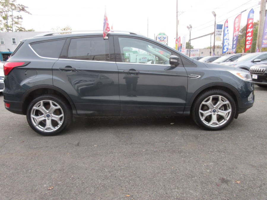 Used Ford Escape Titanium 4WD 2019 | Route 27 Auto Mall. Linden, New Jersey Used Ford Escape Titanium 4WD 2019 | Route 27 Auto Mall. Linden, New Jersey