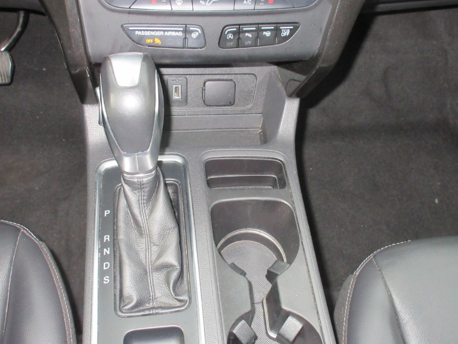 Used Ford Escape Titanium 4WD 2019 | Route 27 Auto Mall. Linden, New Jersey Used Ford Escape Titanium 4WD 2019 | Route 27 Auto Mall. Linden, New Jersey