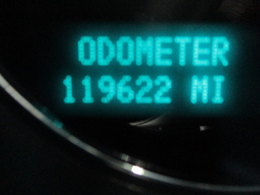 2013 GMC Yukon 4WD 4dr 1500 SLE, available for sale in Suffield, Connecticut | Suffield Auto Sales. Suffield, Connecticut 2013 GMC Yukon 4WD 4dr 1500 SLE, available for sale in Suffield, Connecticut | Suffield Auto Sales. Suffield, Connecticut