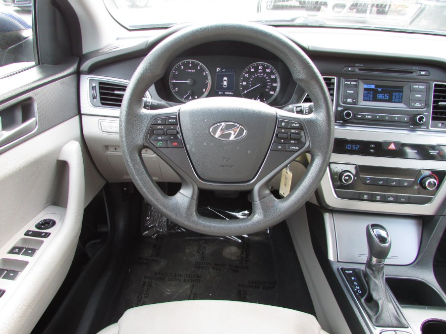 Used Hyundai Sonata 4dr Sdn 2.4L SE 2015 | United Auto Sales of E Windsor, Inc. East Windsor, Connecticut Used Hyundai Sonata 4dr Sdn 2.4L SE 2015 | United Auto Sales of E Windsor, Inc. East Windsor, Connecticut