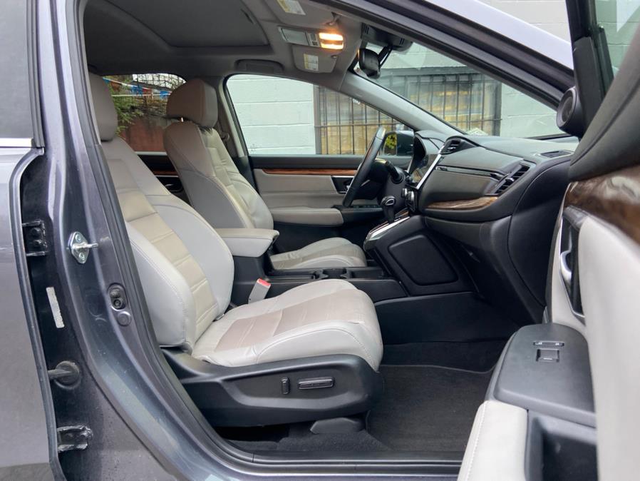 2019 Honda CR-V Touring AWD, available for sale in Paterson, New Jersey | Champion of Paterson. Paterson, New Jersey 2019 Honda CR-V Touring AWD, available for sale in Paterson, New Jersey | Champion of Paterson. Paterson, New Jersey
