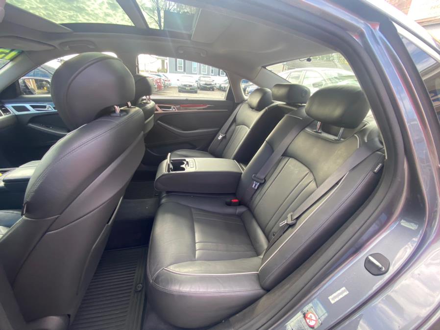 2015 Hyundai Genesis 4dr Sdn V6 3.8L AWD, available for sale in Hartford, Connecticut | VEB Auto Sales. Hartford, Connecticut 2015 Hyundai Genesis 4dr Sdn V6 3.8L AWD, available for sale in Hartford, Connecticut | VEB Auto Sales. Hartford, Connecticut