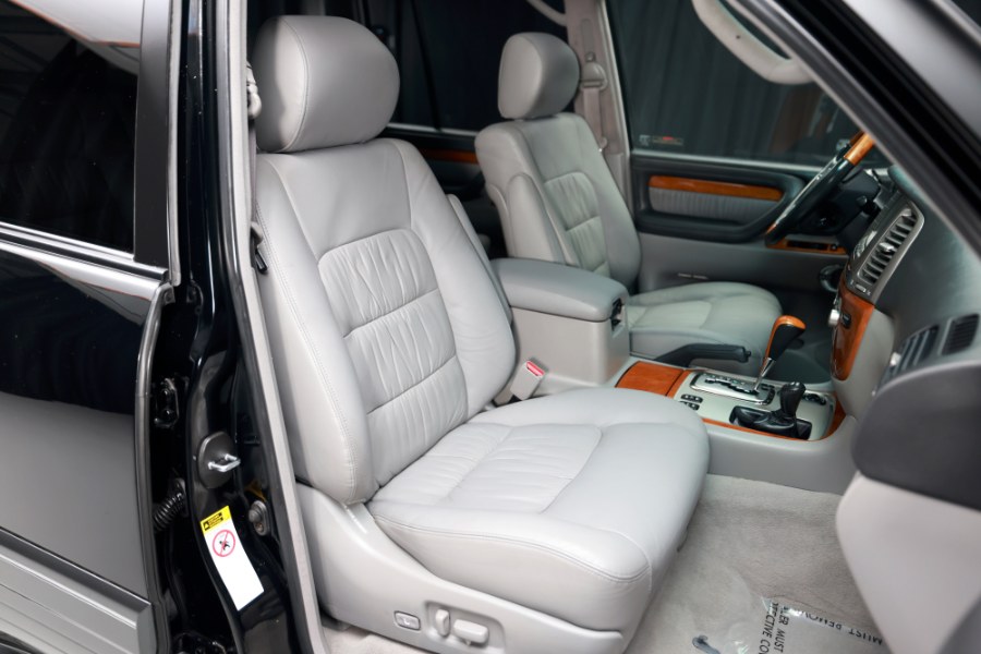 2004 Lexus LX 470 4dr SUV, available for sale in North Salem, New York | Meccanic Shop North Inc. North Salem, New York 2004 Lexus LX 470 4dr SUV, available for sale in North Salem, New York | Meccanic Shop North Inc. North Salem, New York