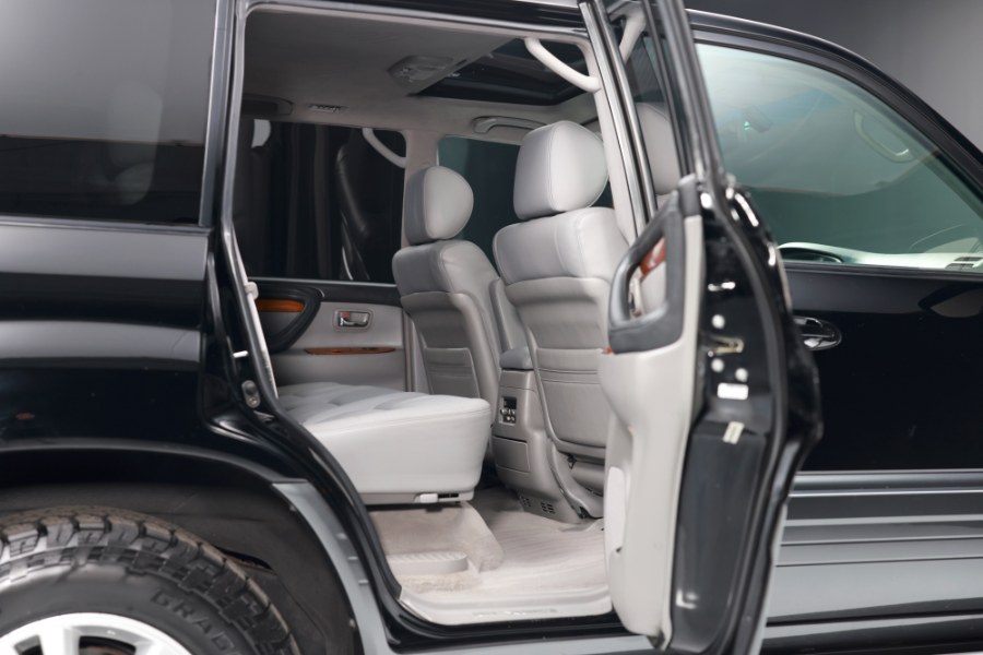 2004 Lexus LX 470 4dr SUV, available for sale in North Salem, New York | Meccanic Shop North Inc. North Salem, New York 2004 Lexus LX 470 4dr SUV, available for sale in North Salem, New York | Meccanic Shop North Inc. North Salem, New York