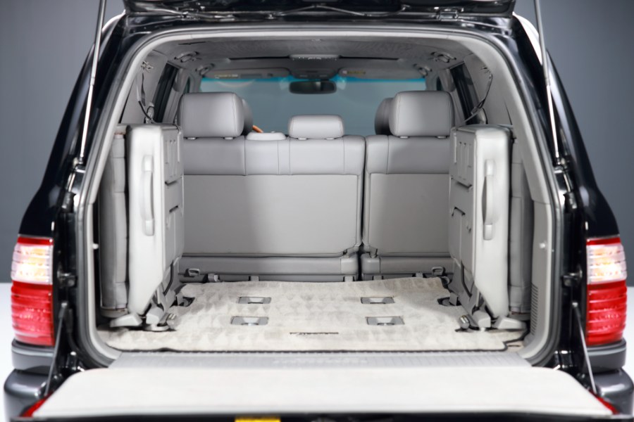 2004 Lexus LX 470 4dr SUV, available for sale in North Salem, New York | Meccanic Shop North Inc. North Salem, New York 2004 Lexus LX 470 4dr SUV, available for sale in North Salem, New York | Meccanic Shop North Inc. North Salem, New York