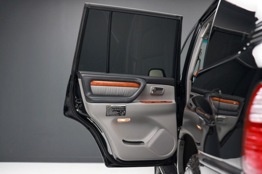 2004 Lexus LX 470 4dr SUV, available for sale in North Salem, New York | Meccanic Shop North Inc. North Salem, New York 2004 Lexus LX 470 4dr SUV, available for sale in North Salem, New York | Meccanic Shop North Inc. North Salem, New York
