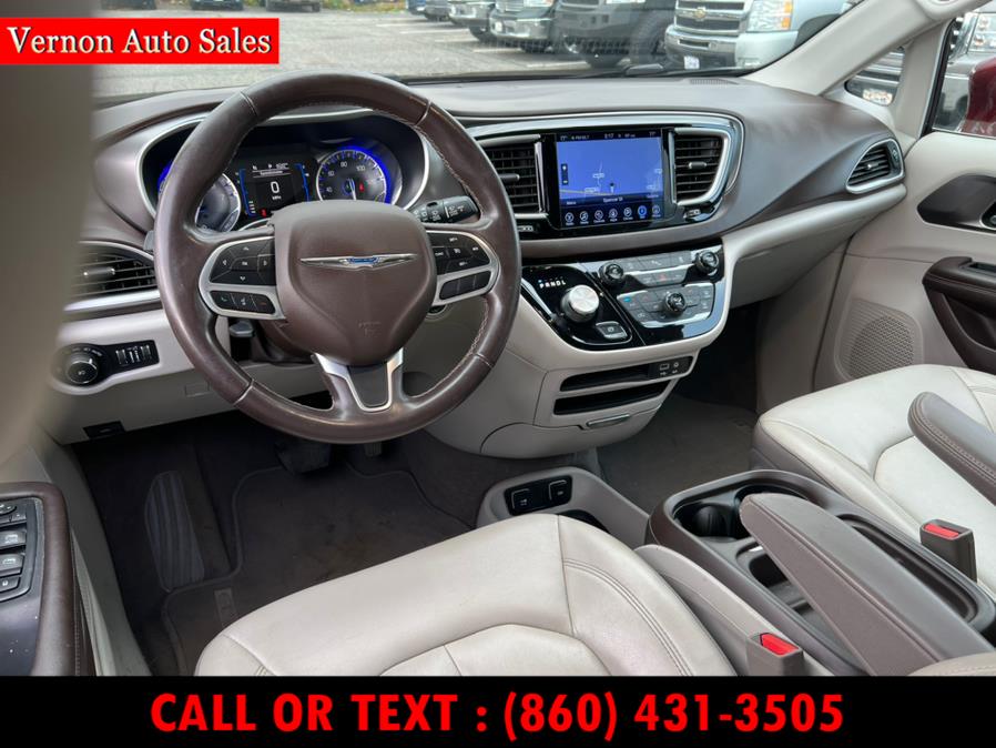 Used Chrysler Pacifica Touring-L FWD 2017 | Vernon Auto Sale & Service. Manchester, Connecticut Used Chrysler Pacifica Touring-L FWD 2017 | Vernon Auto Sale & Service. Manchester, Connecticut