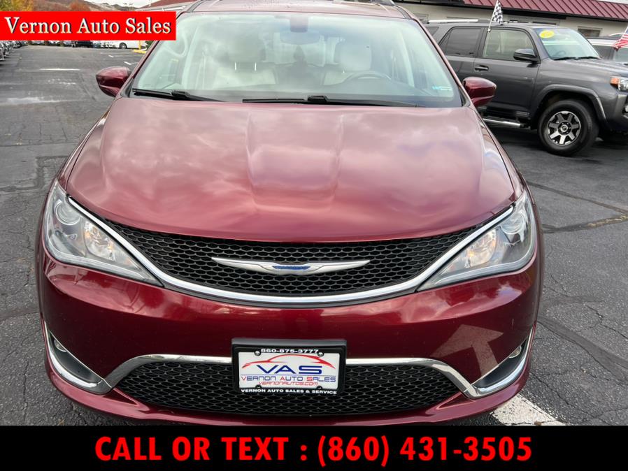 Used Chrysler Pacifica Touring-L FWD 2017 | Vernon Auto Sale & Service. Manchester, Connecticut Used Chrysler Pacifica Touring-L FWD 2017 | Vernon Auto Sale & Service. Manchester, Connecticut