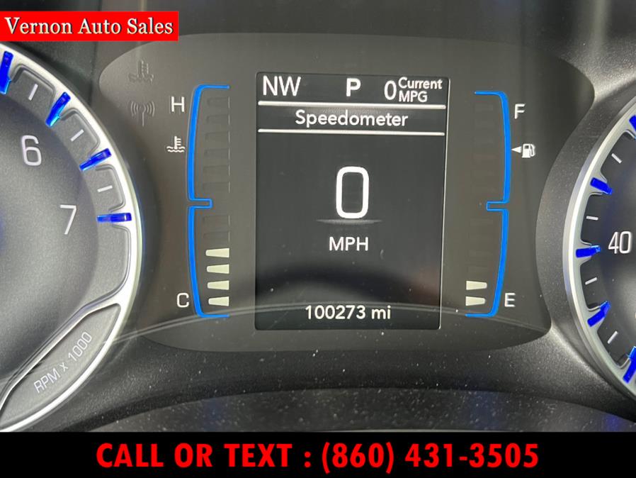 Used Chrysler Pacifica Touring-L FWD 2017 | Vernon Auto Sale & Service. Manchester, Connecticut Used Chrysler Pacifica Touring-L FWD 2017 | Vernon Auto Sale & Service. Manchester, Connecticut