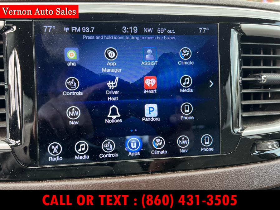 Used Chrysler Pacifica Touring-L FWD 2017 | Vernon Auto Sale & Service. Manchester, Connecticut Used Chrysler Pacifica Touring-L FWD 2017 | Vernon Auto Sale & Service. Manchester, Connecticut