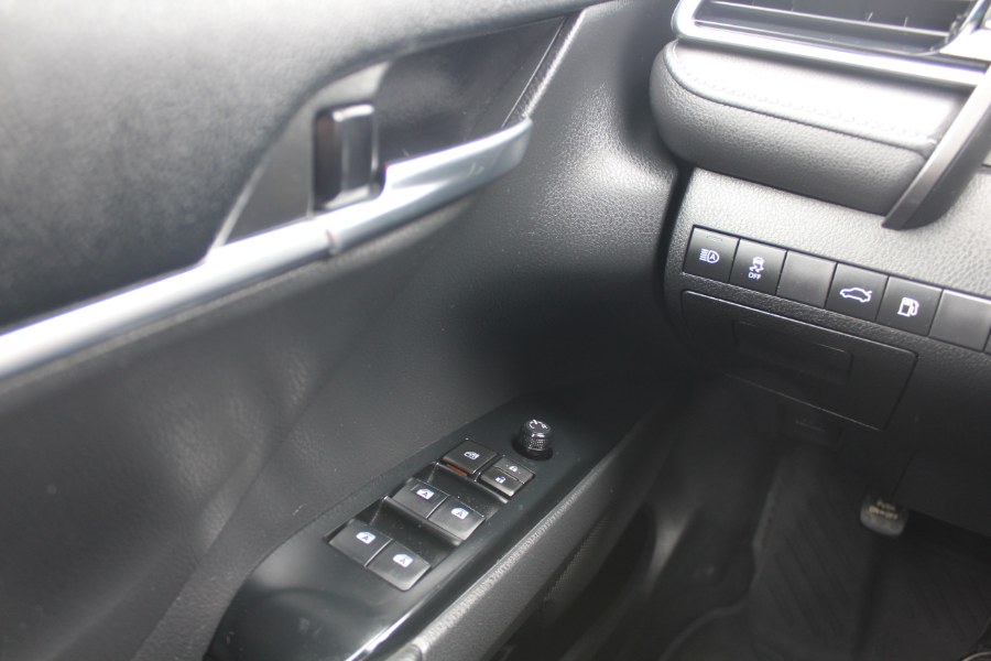 2018 Toyota Camry SE, available for sale in Deer Park, New York | Car Tec Enterprise Leasing & Sales LLC. Deer Park, New York 2018 Toyota Camry SE, available for sale in Deer Park, New York | Car Tec Enterprise Leasing & Sales LLC. Deer Park, New York
