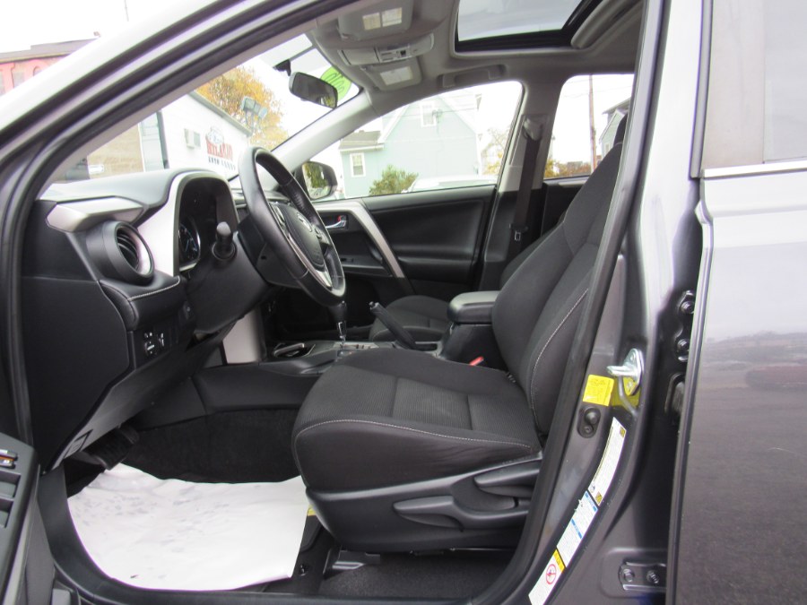 Used Toyota RAV4 Hybrid XLE 2016 | Hilario's Auto Sales Inc.. Worcester, Massachusetts Used Toyota RAV4 Hybrid XLE 2016 | Hilario's Auto Sales Inc.. Worcester, Massachusetts