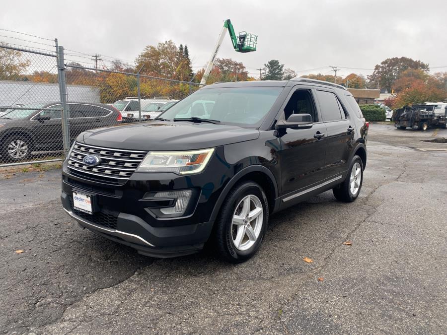 Used Ford Explorer XLT 4WD 2017 | Dealertown Auto Wholesalers. Milford, Connecticut Used Ford Explorer XLT 4WD 2017 | Dealertown Auto Wholesalers. Milford, Connecticut