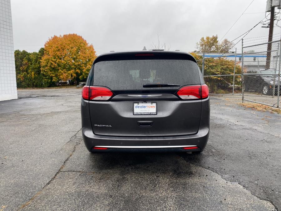 2018 Chrysler Pacifica Touring L FWD, available for sale in Milford, Connecticut | Dealertown Auto Wholesalers. Milford, Connecticut 2018 Chrysler Pacifica Touring L FWD, available for sale in Milford, Connecticut | Dealertown Auto Wholesalers. Milford, Connecticut