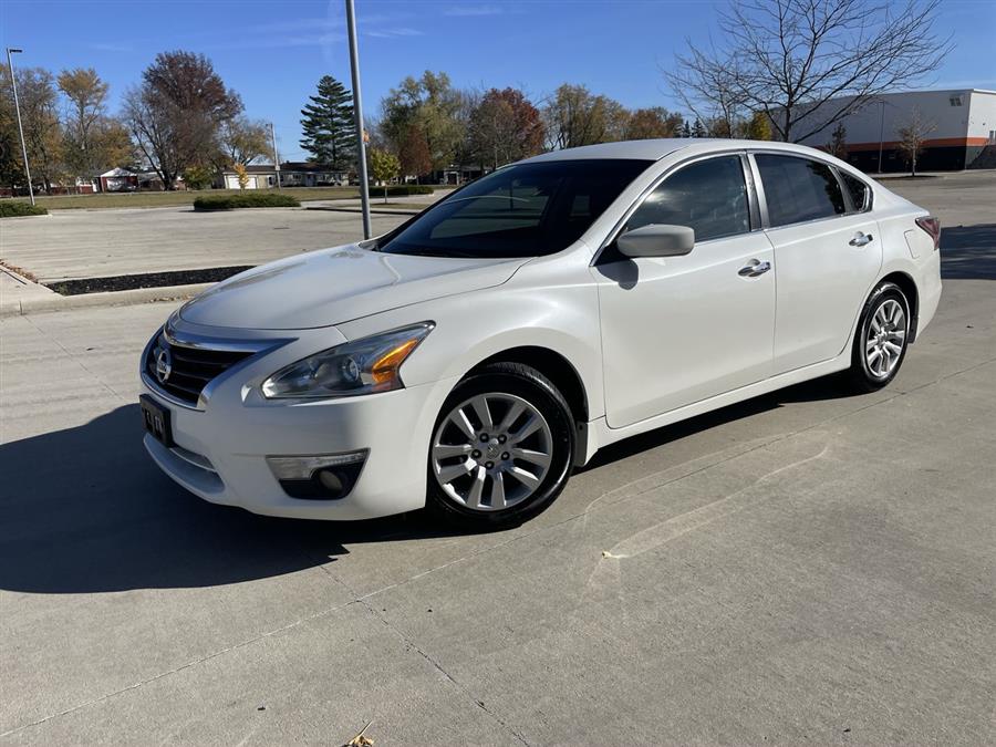 2015 Nissan Altima 4dr Sdn I4 2.5 SV, available for sale in Elida, Ohio | Josh's All Under Ten LLC. Elida, Ohio