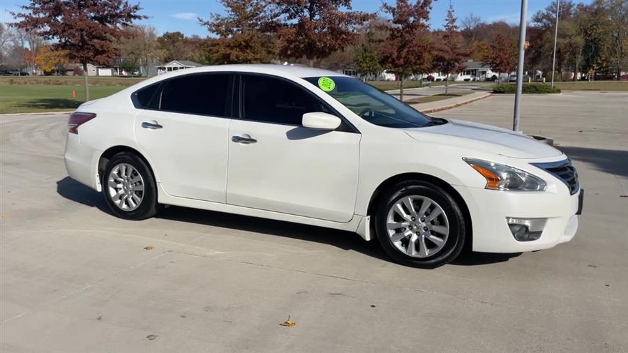 2015 Nissan Altima 4dr Sdn I4 2.5 SV, available for sale in Elida, Ohio | Josh's All Under Ten LLC. Elida, Ohio 2015 Nissan Altima 4dr Sdn I4 2.5 SV, available for sale in Elida, Ohio | Josh's All Under Ten LLC. Elida, Ohio