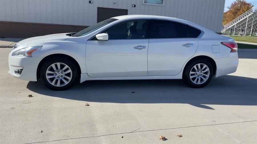 2015 Nissan Altima 4dr Sdn I4 2.5 SV, available for sale in Elida, Ohio | Josh's All Under Ten LLC. Elida, Ohio 2015 Nissan Altima 4dr Sdn I4 2.5 SV, available for sale in Elida, Ohio | Josh's All Under Ten LLC. Elida, Ohio