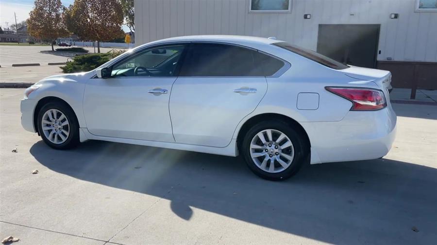 2015 Nissan Altima 4dr Sdn I4 2.5 SV, available for sale in Elida, Ohio | Josh's All Under Ten LLC. Elida, Ohio 2015 Nissan Altima 4dr Sdn I4 2.5 SV, available for sale in Elida, Ohio | Josh's All Under Ten LLC. Elida, Ohio