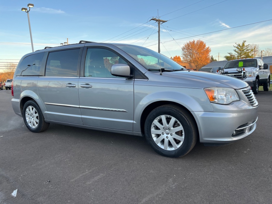 Used Chrysler Town & Country 4dr Wgn Touring 2014 | Marsh Auto Sales LLC. Ortonville, Michigan Used Chrysler Town & Country 4dr Wgn Touring 2014 | Marsh Auto Sales LLC. Ortonville, Michigan