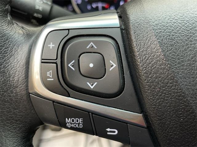 Used Toyota Camry XLE 2017 | Eastchester Motor Cars. Bronx, New York Used Toyota Camry XLE 2017 | Eastchester Motor Cars. Bronx, New York