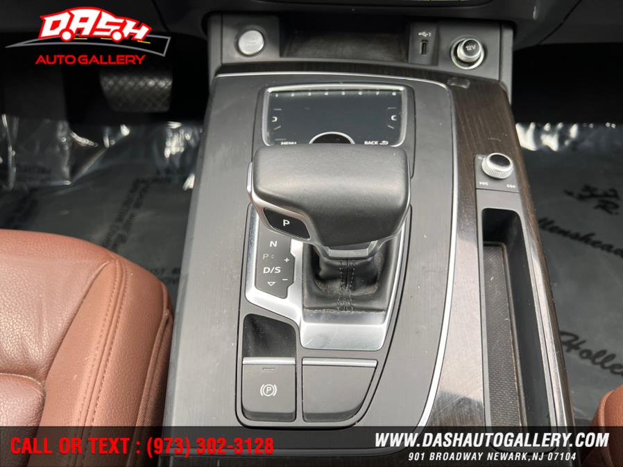 2018 Audi Q5 2.0 TFSI Premium Plus, available for sale in Newark, New Jersey | Dash Auto Gallery Inc.. Newark, New Jersey 2018 Audi Q5 2.0 TFSI Premium Plus, available for sale in Newark, New Jersey | Dash Auto Gallery Inc.. Newark, New Jersey