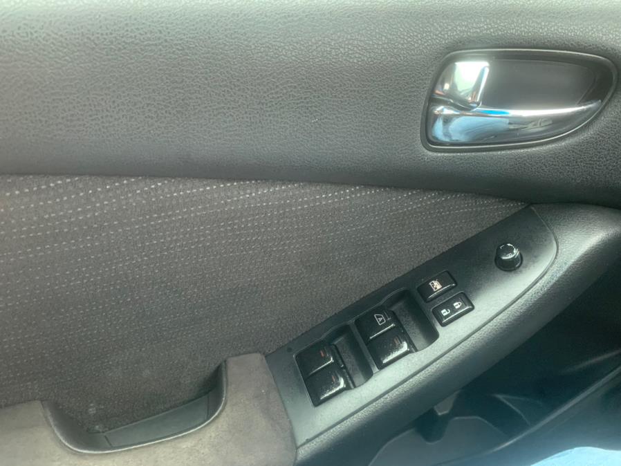 Used Nissan Altima 4dr Sdn I4 CVT 2.5 SL 2011 | Rt 138 Auto Center Inc . Taunton, Massachusetts Used Nissan Altima 4dr Sdn I4 CVT 2.5 SL 2011 | Rt 138 Auto Center Inc . Taunton, Massachusetts