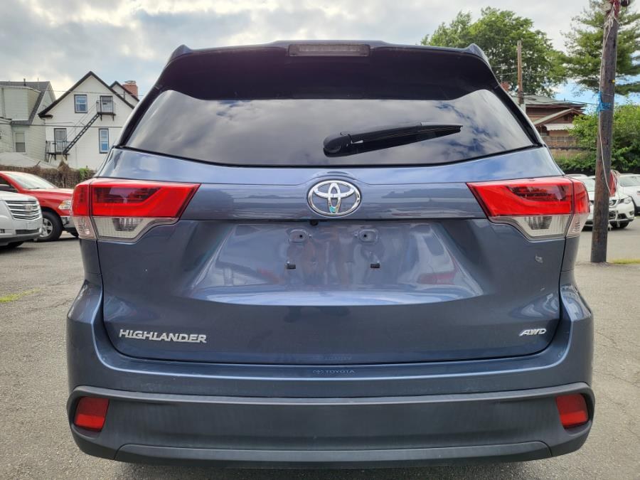 Used Toyota Highlander LE Plus V6 AWD (Natl) 2019 | Champion Used Auto Sales. Linden, New Jersey