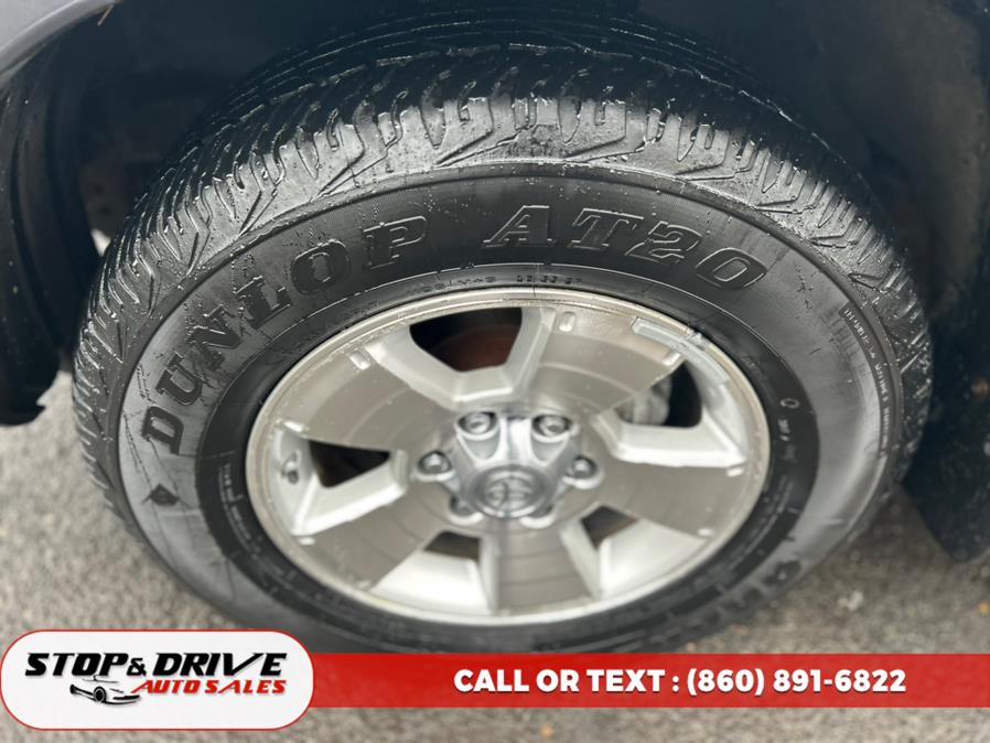 2006 Toyota 4Runner 4dr SR5 V6 Auto 4WD, available for sale in East Windsor, Connecticut | Stop & Drive Auto Sales. East Windsor, Connecticut 2006 Toyota 4Runner 4dr SR5 V6 Auto 4WD, available for sale in East Windsor, Connecticut | Stop & Drive Auto Sales. East Windsor, Connecticut