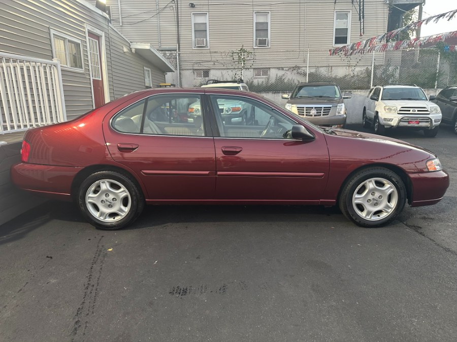 Used Nissan Altima 4dr Sdn GLE Auto 2001 | DZ Automall. Paterson, New Jersey