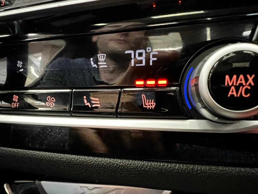 Used BMW X4 xDrive30i Sports Activity Coupe 2019 | Power Motors East. Massapequa Park, New York Used BMW X4 xDrive30i Sports Activity Coupe 2019 | Power Motors East. Massapequa Park, New York