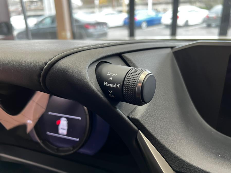 2019 Lexus ES ES 350 F SPORT FWD, available for sale in Massapequa Park, New York | Power Motors East. Massapequa Park, New York 2019 Lexus ES ES 350 F SPORT FWD, available for sale in Massapequa Park, New York | Power Motors East. Massapequa Park, New York