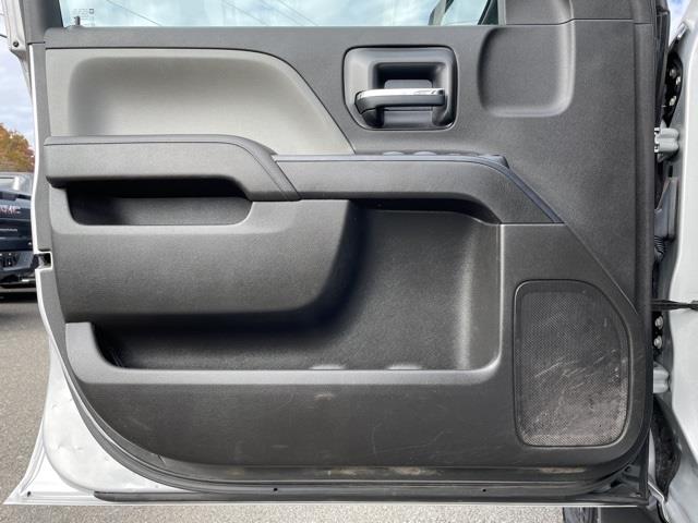 Used Chevrolet Silverado 1500 Custom 2017 | Blasius Federal Road. Brookfield, Connecticut Used Chevrolet Silverado 1500 Custom 2017 | Blasius Federal Road. Brookfield, Connecticut