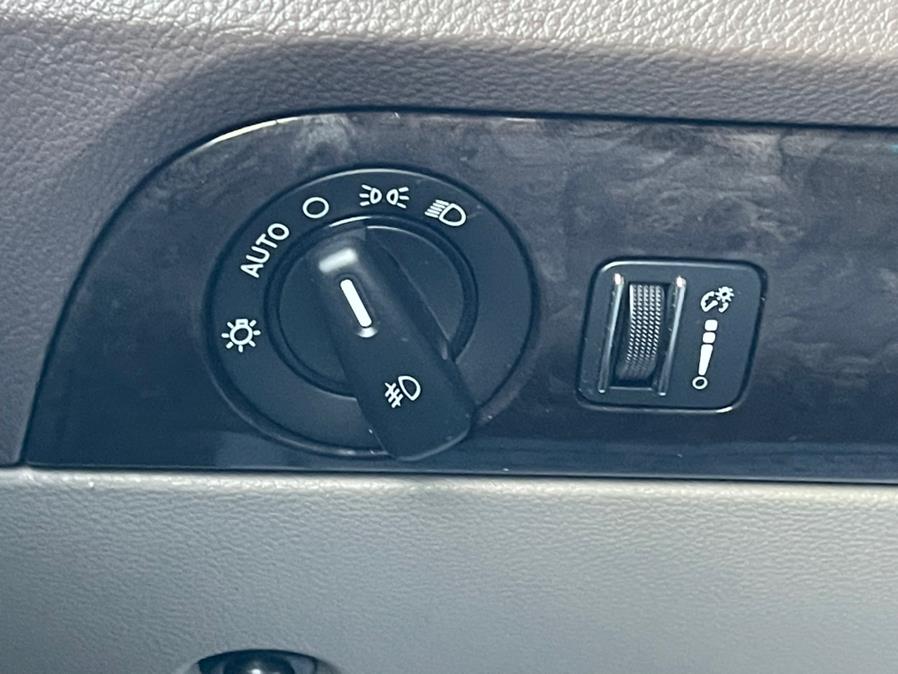 2012 Dodge Durango AWD 4dr Crew, available for sale in Irvington, New Jersey | Elis Motors Corp. Irvington, New Jersey 2012 Dodge Durango AWD 4dr Crew, available for sale in Irvington, New Jersey | Elis Motors Corp. Irvington, New Jersey